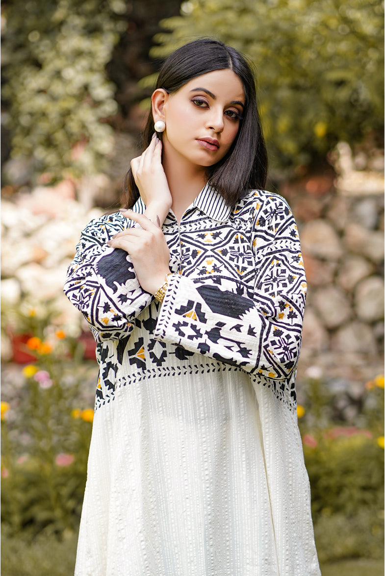 Savaar Off White Collar Neck Block Printed Handloom Cotton Suit Canterbury, UK, Italy