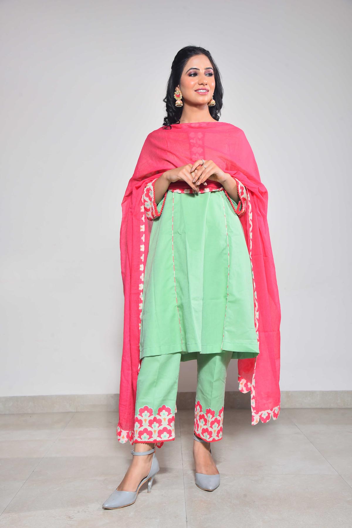 Green Linen Cotton With Doria Dupatta Suit Set