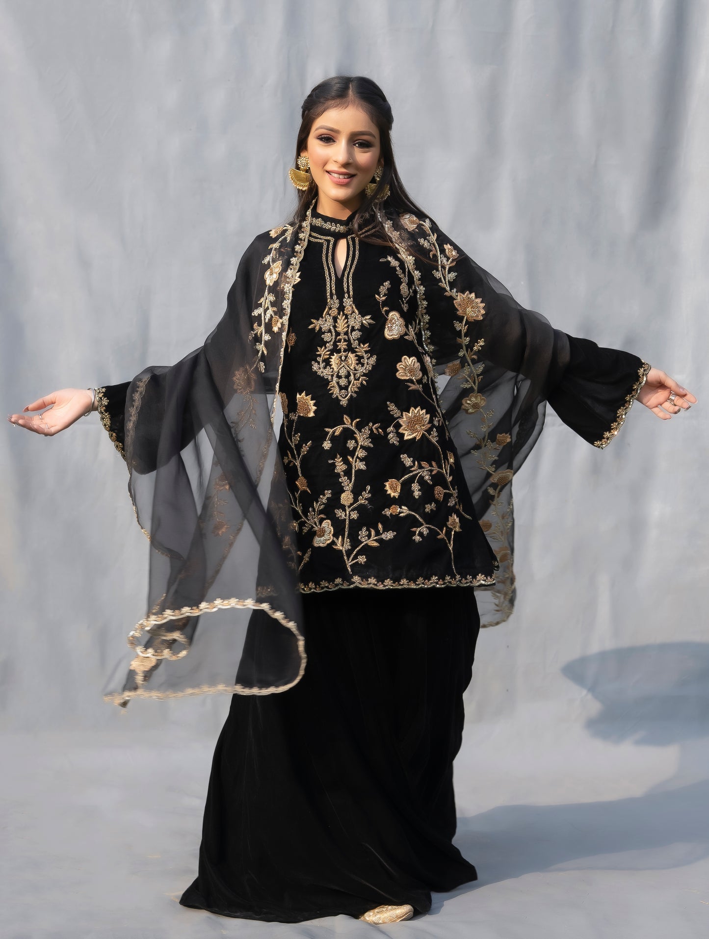 Kurta Embroidered Set US
