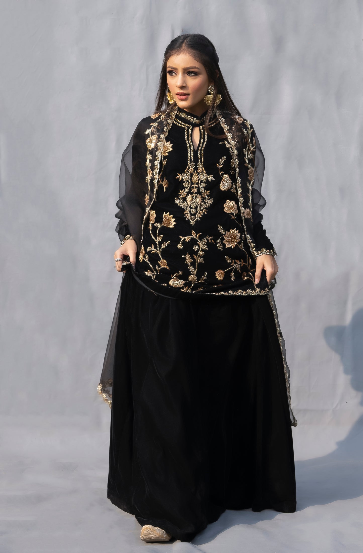 Embroidered Kurta Set California