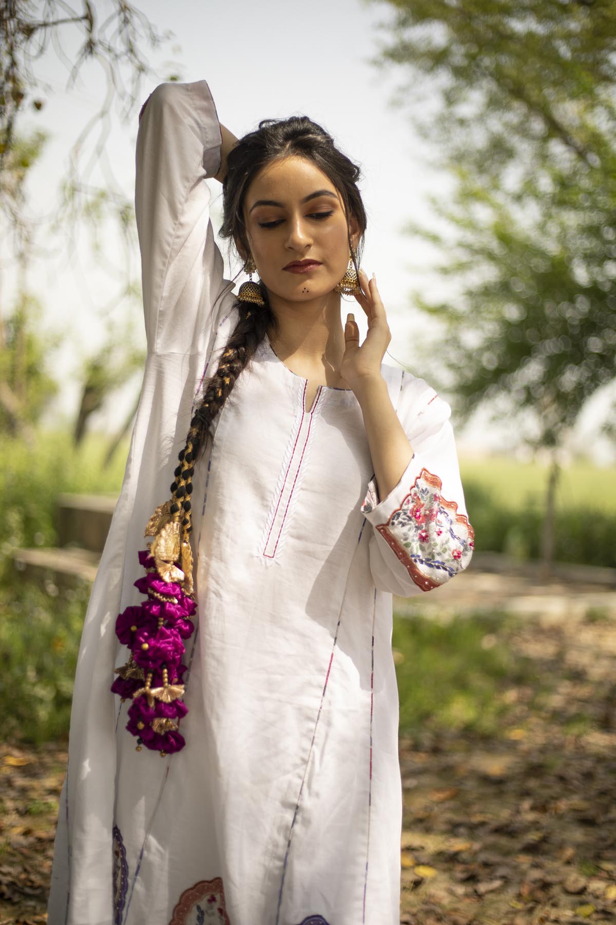 Punjabi Linen Cotton Embroidered Suit Bombay,India