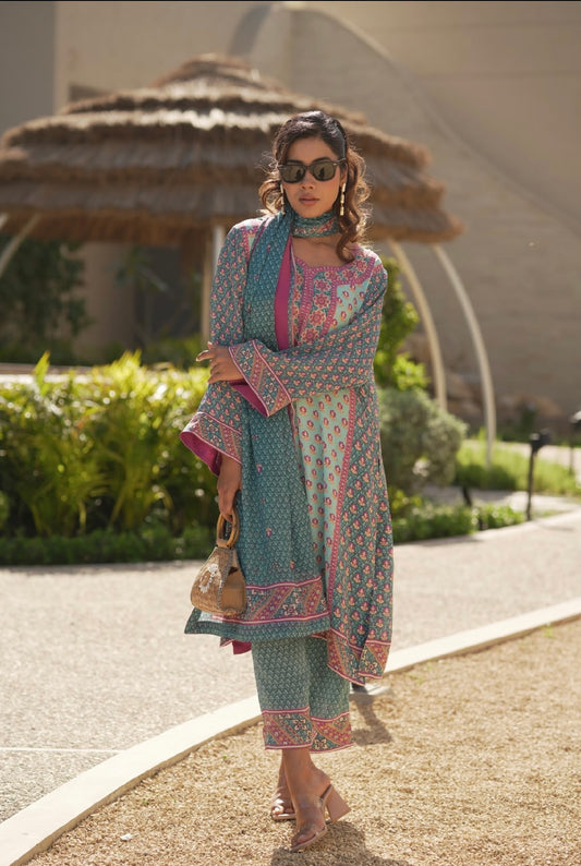 Verandah Vogue – Mint Meadow Printed Suit Set
