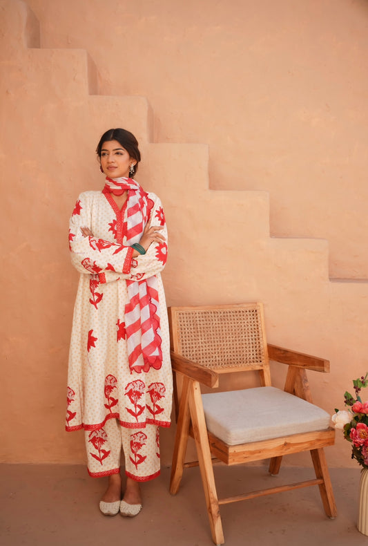 Noori - Red striped scarf suit set