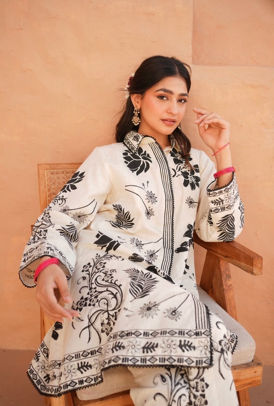 Noori - Black monochrome suit set