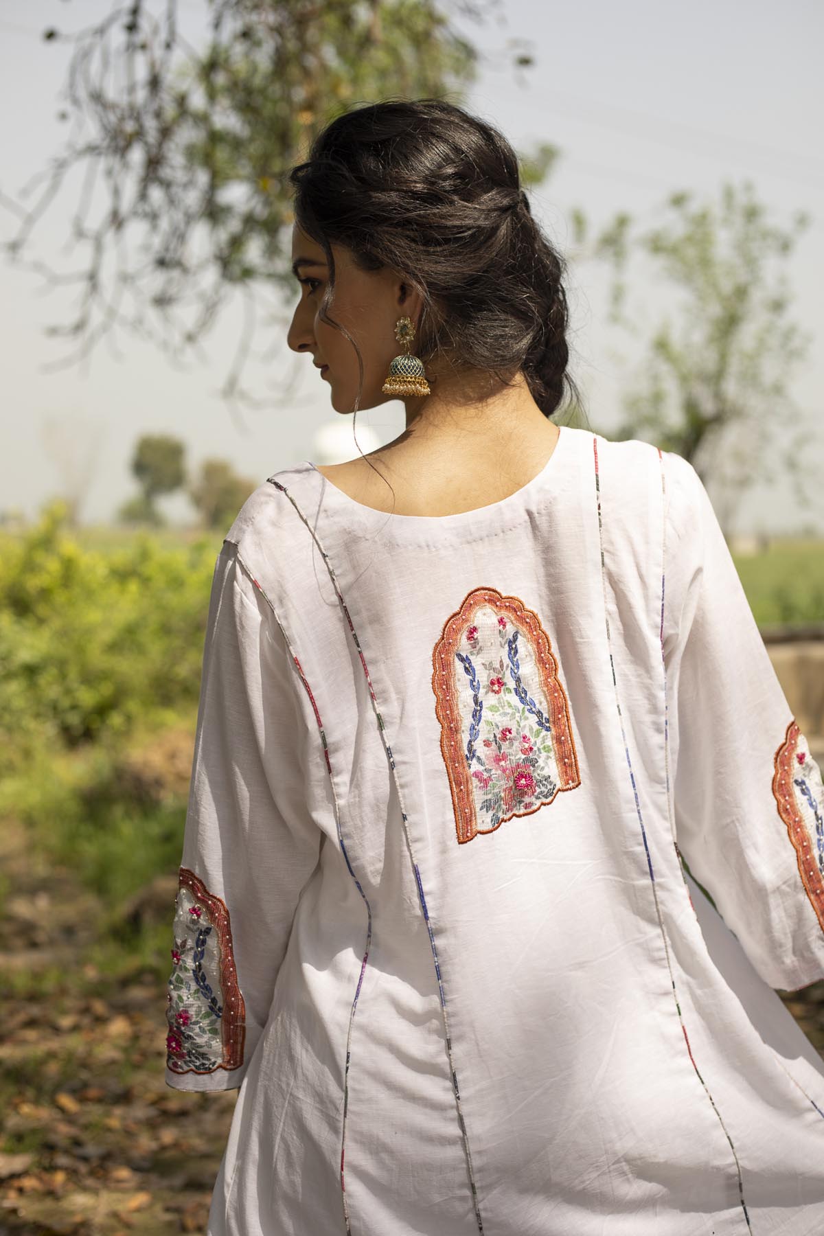 Elegant Linen cotton embroidered kurta set  Ontario, Canada