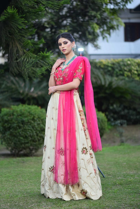 intricate embroidery lehenga set Quebec, canada